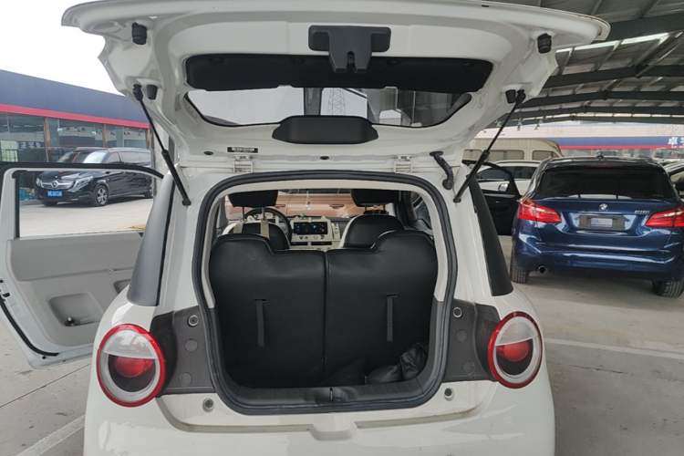Used CHANGAN NEVO Lumin 2023 205km Xiangqin Version Trunk