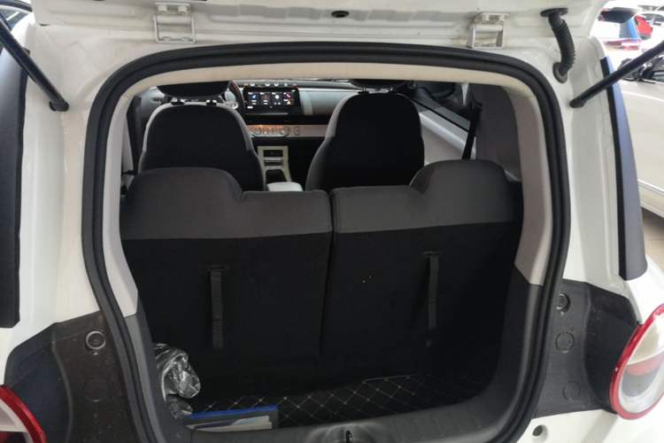 Used CHANGAN NEVO Lumin 2023 205km Xiangqin Version Trunk