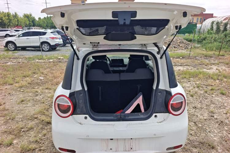 Used CHANGAN NEVO Lumin 2023 205km Xiangqin Version Trunk
