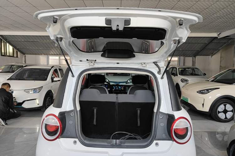 Used CHANGAN NEVO Lumin 2023 205km Xiangqin Version Trunk