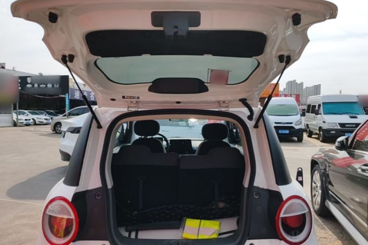 Used CHANGAN NEVO Lumin 2023 301km Honey Dew Edition Trunk