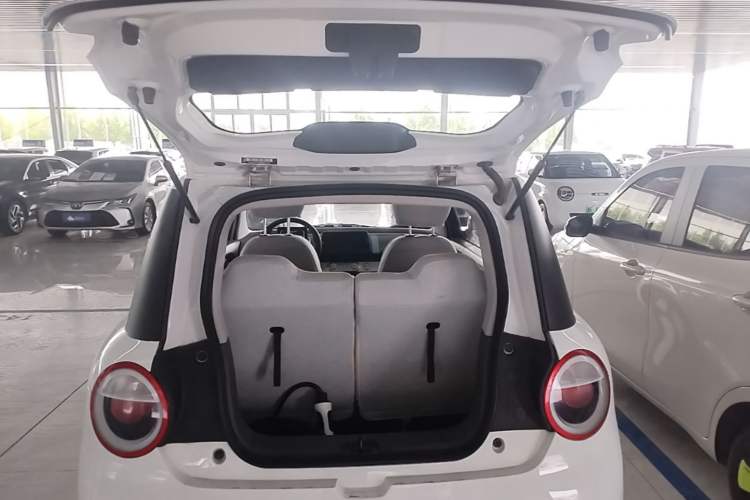 Used CHANGAN NEVO Lumin 2023 301km Honey Dew Edition Trunk