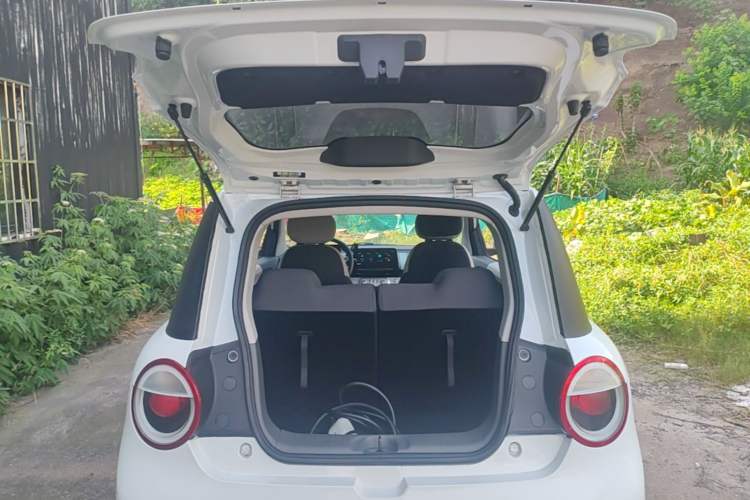 Used CHANGAN NEVO Lumin 2023 301km Honey Dew Edition Trunk