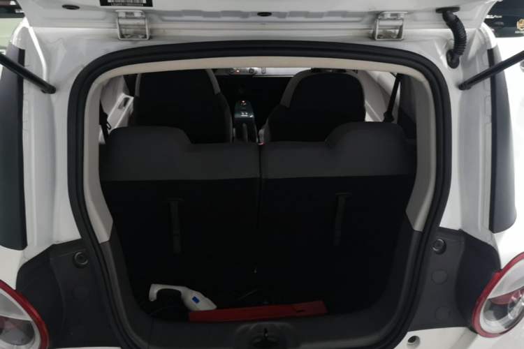Used CHANGAN NEVO Lumin 2023 205km Xiangqin Version Trunk