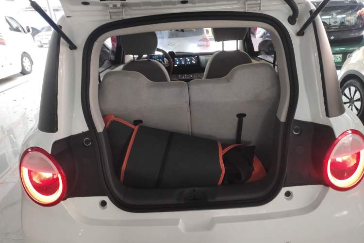 Used CHANGAN NEVO Lumin 2023 301km Honey Dew Edition Trunk