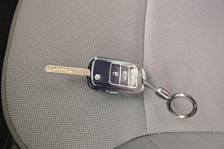 Used CHANGAN NEVO Lumin 2023 301km Honey Dew Edition Vehicle Key