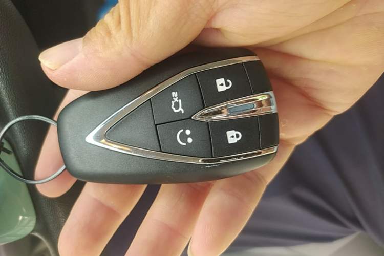 Used CHANGAN NEVO Lumin 2023 301km Honey Dew Edition Vehicle Key