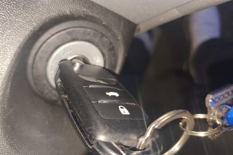 Used CHANGAN NEVO Lumin 2023 301km Honey Dew Edition Vehicle Key