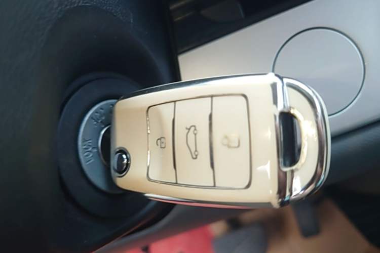 Used CHANGAN NEVO Lumin 2023 205km Xiangqin Version Vehicle Key