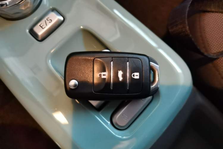 Used CHANGAN NEVO Lumin 2023 205km Xiangqin Version Vehicle Key