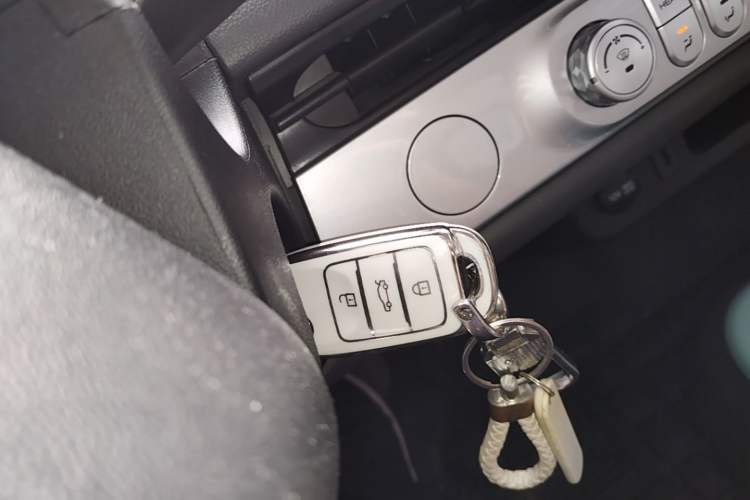 Used CHANGAN NEVO Lumin 2023 205km Xiangqin Version Vehicle Key