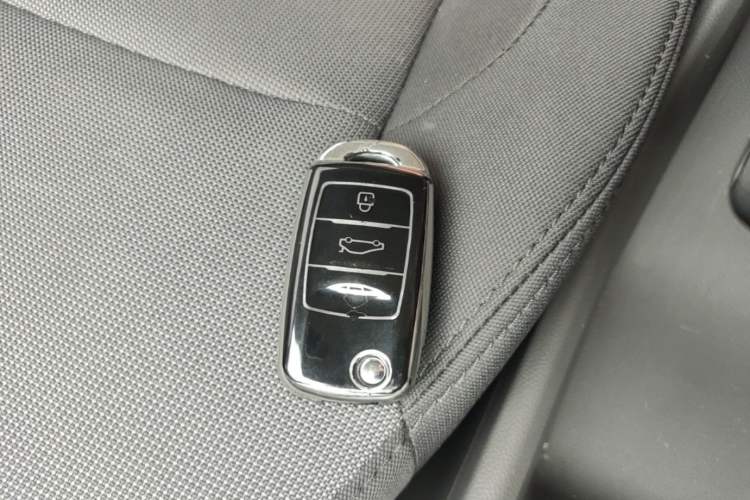 Used CHANGAN NEVO Lumin 2023 301km Honey Dew Edition Vehicle Key