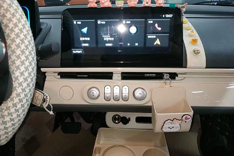 Used CHANGAN NEVO Lumin 2023 205km Xiangqin Version Audio And AC Panel