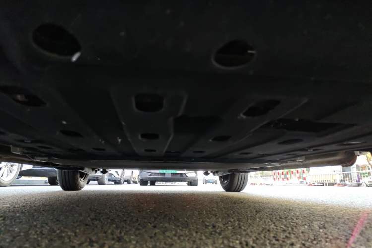 Used CHANGAN NEVO Lumin 2023 301km Honey Dew Edition Chassis Front