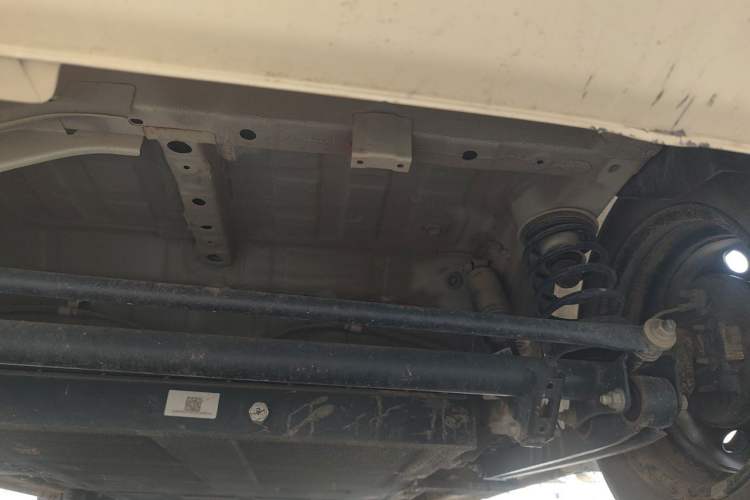 Used CHANGAN NEVO Lumin 2023 205km Xiangqin Version Chassis Rear