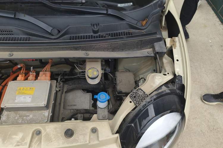 Used CHANGAN NEVO Lumin 2023 205km Xiangqin Version Engine Bay Left