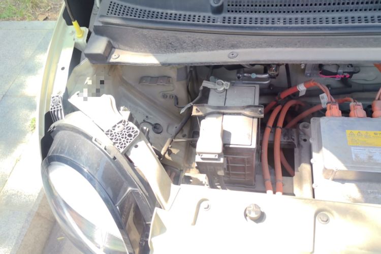 Used CHANGAN NEVO Lumin 2023 205km Xiangqin Version Engine Bay Right