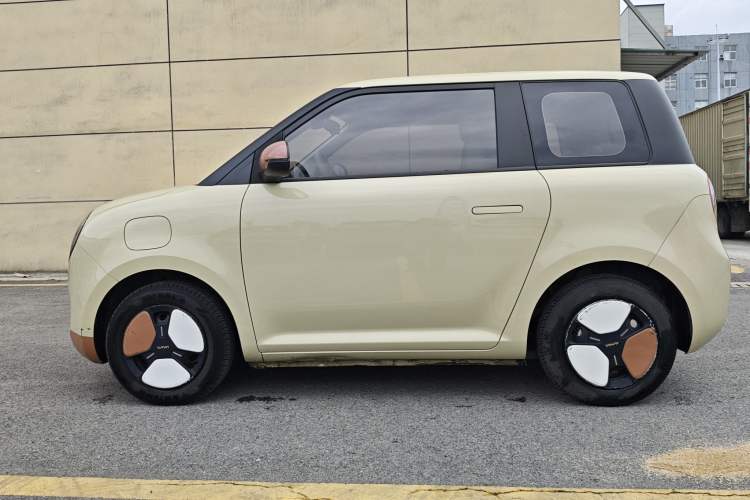 Used CHANGAN NEVO Lumin 2023 205km Xiangqin Version Exterior 3