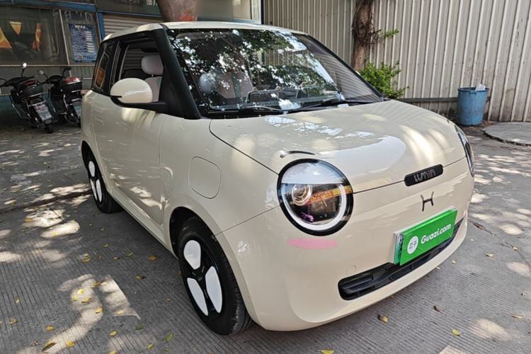 Used CHANGAN NEVO Lumin 2023 301km Honey Dew Edition Front Right 45 Deg