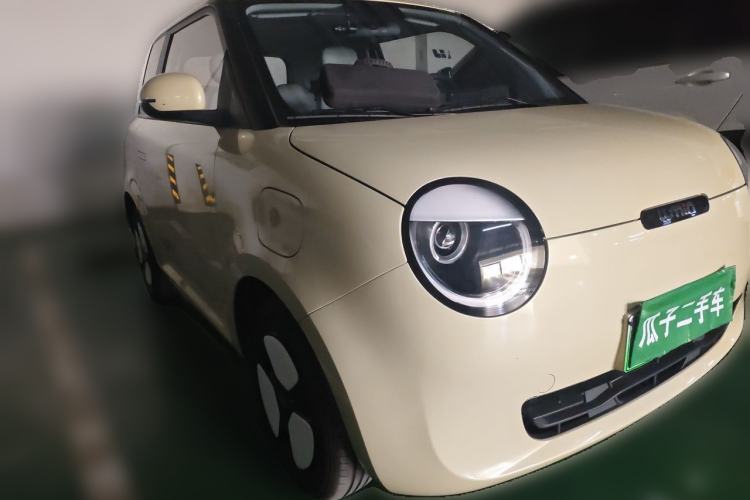 Used CHANGAN NEVO Lumin 2023 205km Xiangqin Version Front Right 45 Deg