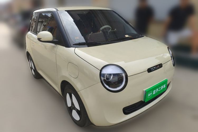Used CHANGAN NEVO Lumin 2023 205km Xiangqin Version Front Right 45 Deg