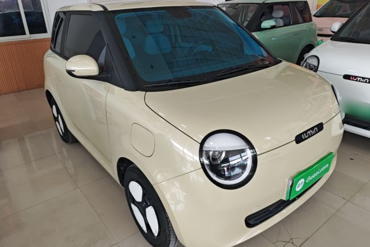 Used CHANGAN NEVO Lumin 2023 301km Honey Dew Edition Front Right 45 Deg