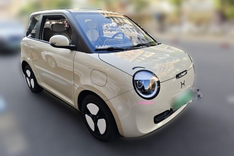 Used CHANGAN NEVO Lumin 2023 301km Honey Dew Edition Front Right 45 Deg