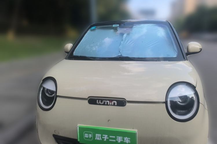Used CHANGAN NEVO Lumin 2023 301km Honey Dew Edition Front