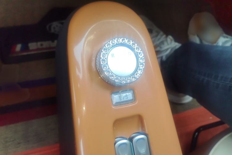 Used CHANGAN NEVO Lumin 2023 205km Xiangqin Version Gear Lever