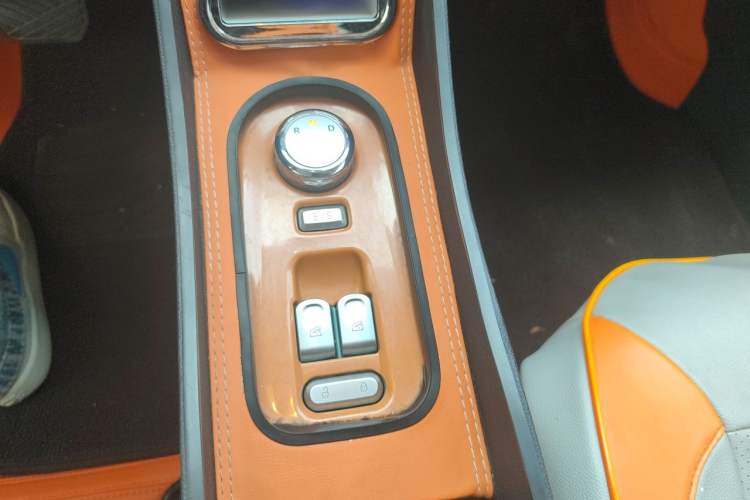Used CHANGAN NEVO Lumin 2023 205km Xiangqin Version Gear Lever