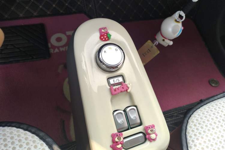 Used CHANGAN NEVO Lumin 2023 205km Xiangqin Version Gear Lever