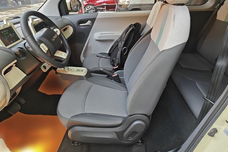 Used CHANGAN NEVO Lumin 2023 301km Honey Dew Edition Left Front Seat
