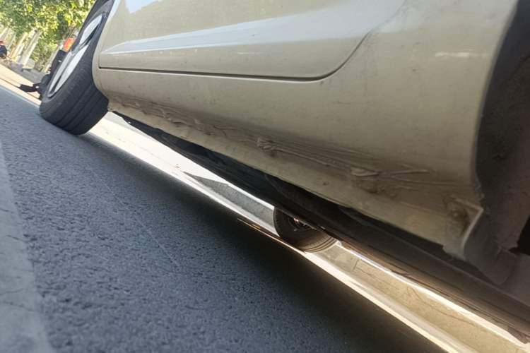 Used CHANGAN NEVO Lumin 2023 205km Xiangqin Version Left Side Sill