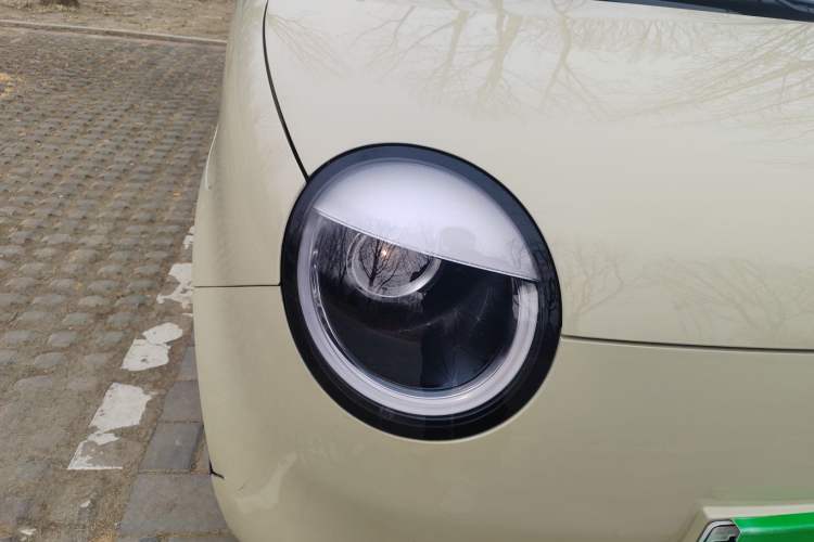 Used CHANGAN NEVO Lumin 2023 205km Xiangqin Version Right Front Headlight