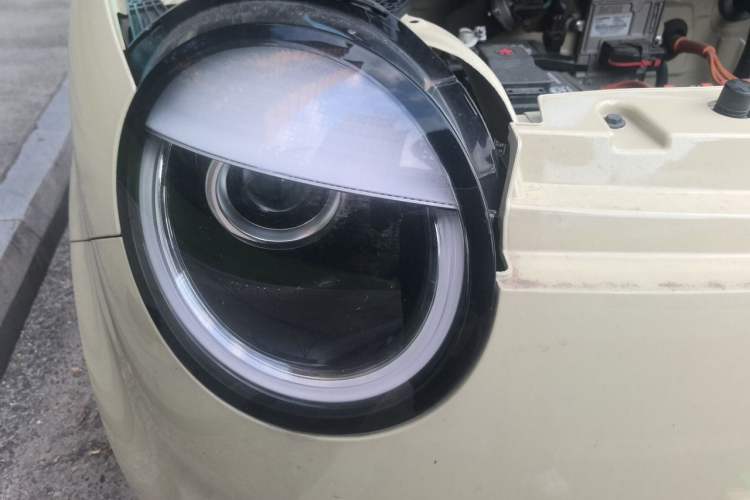 Used CHANGAN NEVO Lumin 2023 301km Honey Dew Edition Right Front Headlight