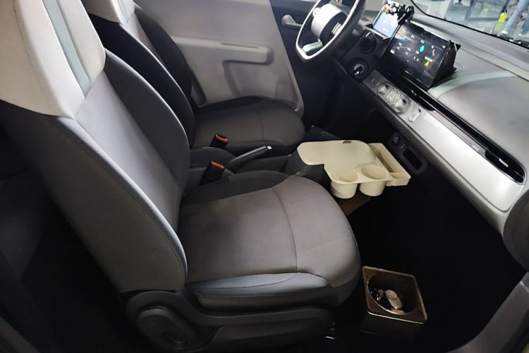 Used CHANGAN NEVO Lumin 2023 301km Honey Dew Edition Right Front Seat