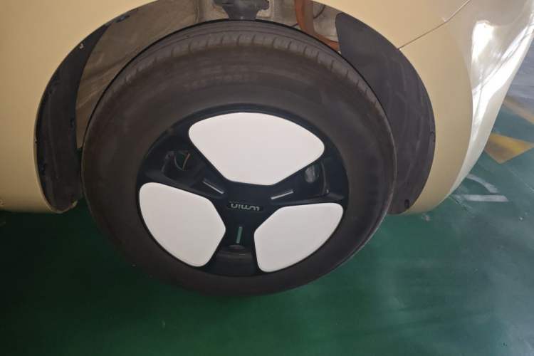 Used CHANGAN NEVO Lumin 2023 205km Xiangqin Version Right Front Wheel Hub