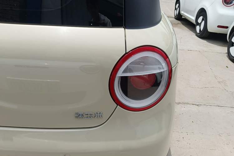Used CHANGAN NEVO Lumin 2023 205km Xiangqin Version Right Rear Taillight