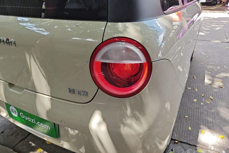 Used CHANGAN NEVO Lumin 2023 301km Honey Dew Edition Right Rear Taillight