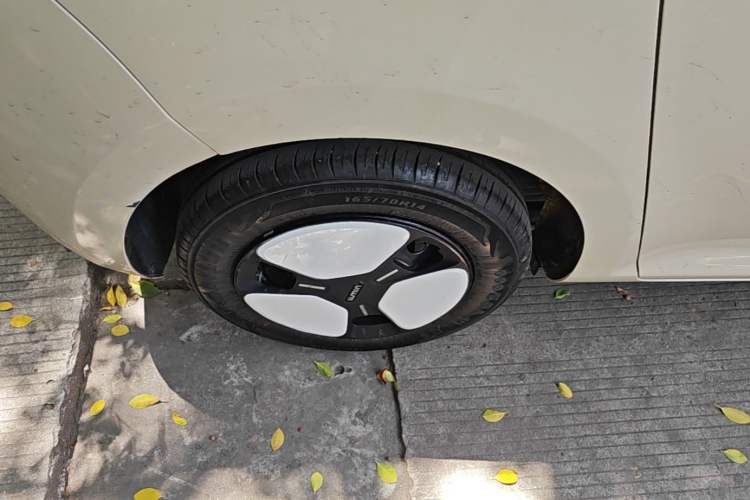Used CHANGAN NEVO Lumin 2023 301km Honey Dew Edition Right Rear Wheel Hub