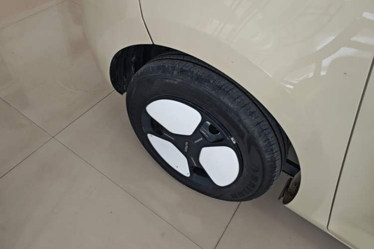 Used CHANGAN NEVO Lumin 2023 301km Honey Dew Edition Right Rear Wheel Hub