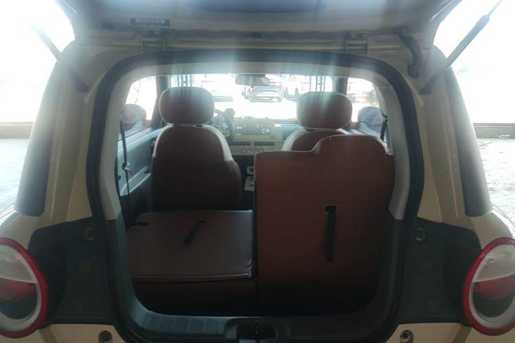 Used CHANGAN NEVO Lumin 2023 205km Xiangqin Version Trunk