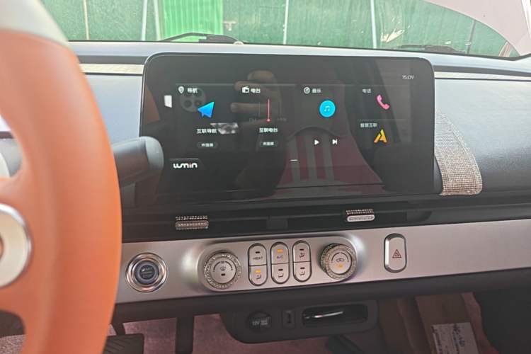 Used CHANGAN NEVO Lumin 2024 301km Orange Wind Edition Audio And AC Panel