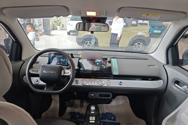 Used CHANGAN NEVO Lumin 2024 301km Launch Edition Center Console