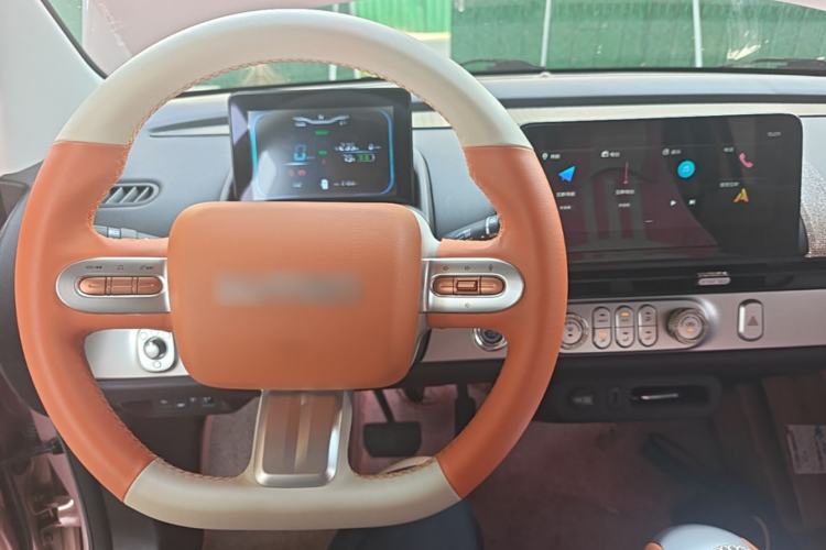 Used CHANGAN NEVO Lumin 2024 301km Orange Wind Edition Center Console