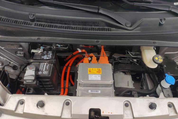 Used CHANGAN NEVO Lumin 2024 301km Orange Wind Edition Engine Bay