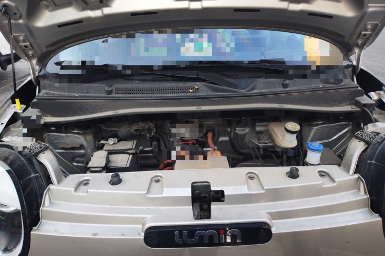 Used CHANGAN NEVO Lumin 2024 301km Orange Wind Edition Engine Bay