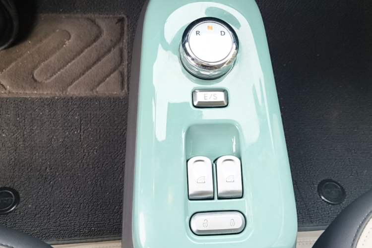 Used CHANGAN NEVO Lumin 2024 130km Qingyue Version Gear Lever