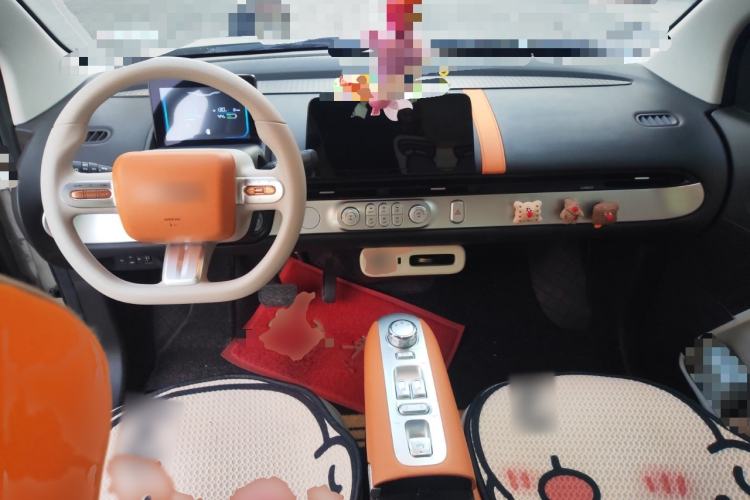 Used CHANGAN NEVO Lumin 2024 301km Orange Wind Edition Interior 2