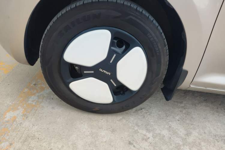 Used CHANGAN NEVO Lumin 2024 301km Orange Wind Edition Left Front Wheel Hub
